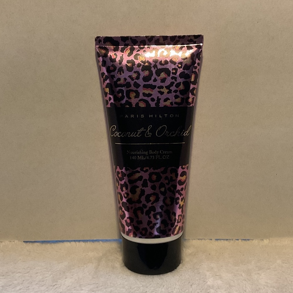Paris Hilton Coconut & Orchid Nourishing Body Cream - Leopard Print